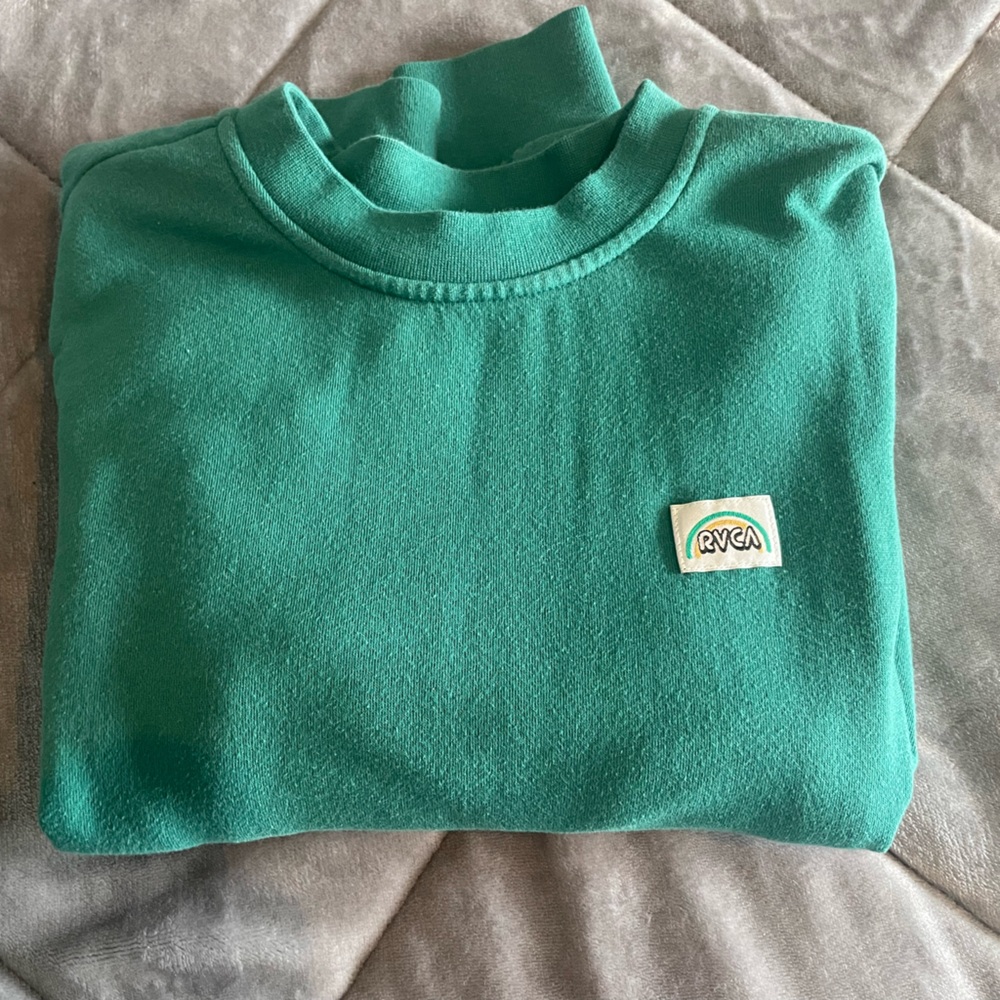 Medium RVCA x camille rowe crew neck